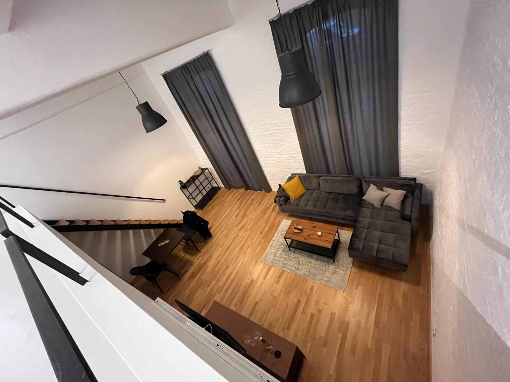 Apartment Loft19 *